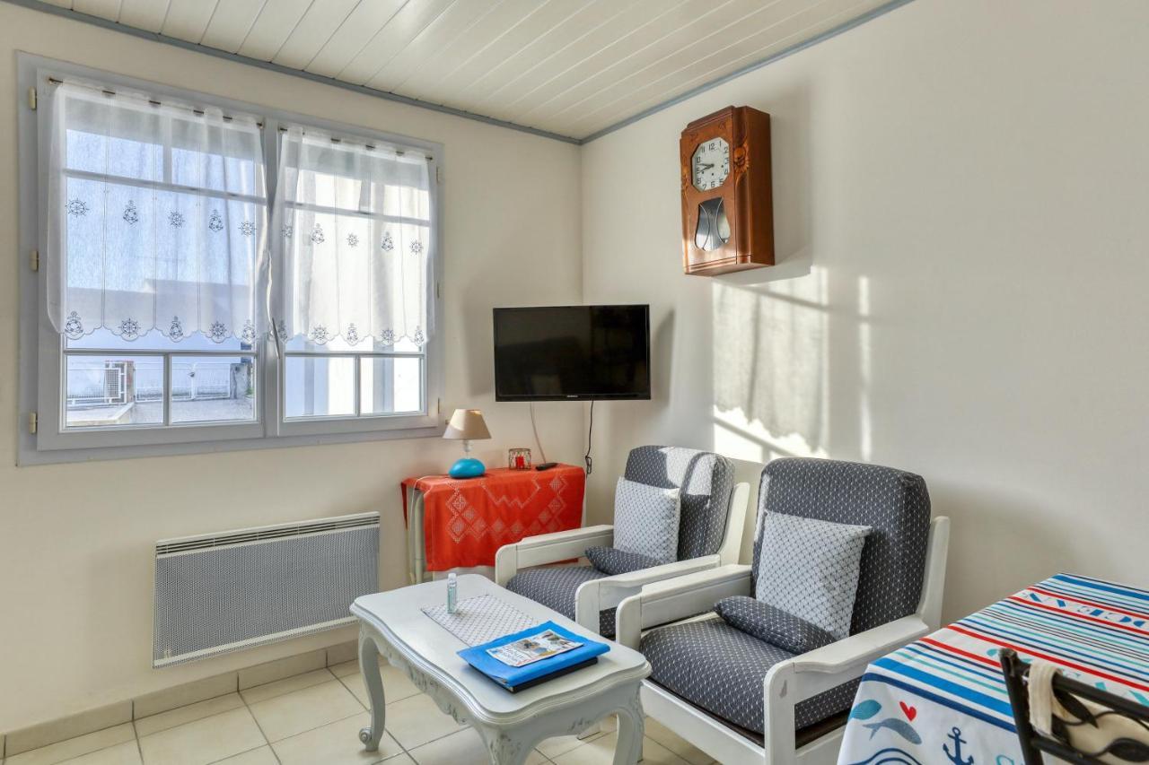 Maison Charmante A L'Epine Avec Jardin Cloture Et Terrasse Luaran gambar